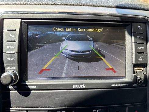 Used 2013 Jeep Grand Cherokee Laredo image 26