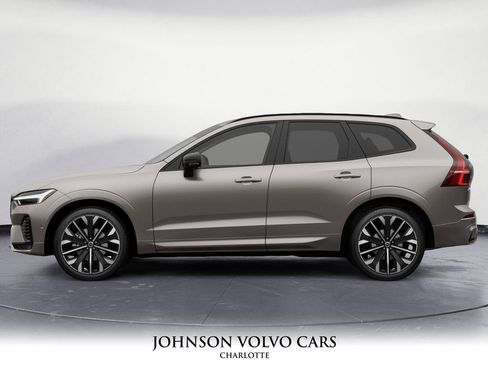 New 2026 Volvo XC60 B5 Ultra w/ Protection Package Premier image 3
