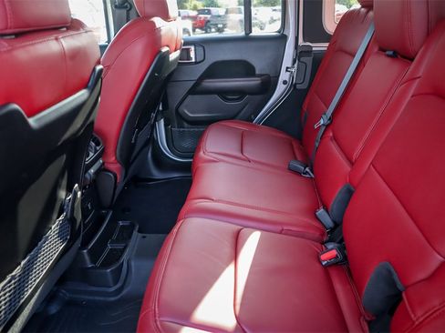 Used 2024 Jeep Wrangler Unlimited Rubicon 392 image 24