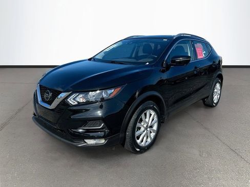 Certified 2022 Nissan Rogue Sport SV w/ Technology Package FWD image 3