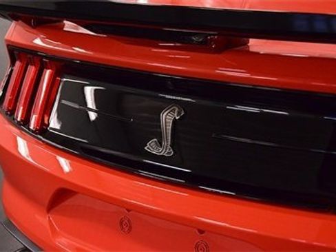 Used 2022 Ford Mustang Shelby GT500 w/ Handling Package image 11