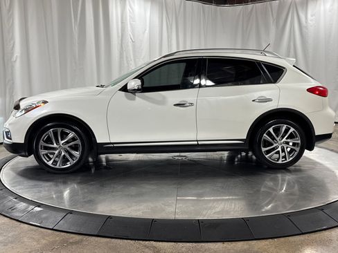 Used 2017 INFINITI QX50 2WD w/ Deluxe Touring Package image 8