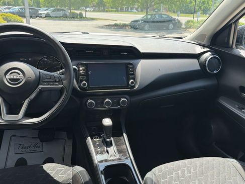 Used 2024 Nissan Kicks SV FWD image 27