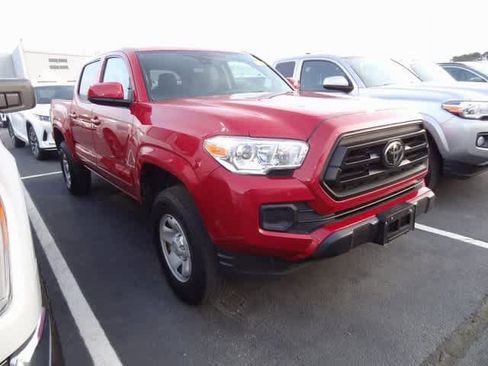 Used 2023 Toyota Tacoma SR image 4