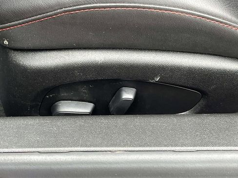 Used 2019 Chevrolet Camaro ZL1 image 17