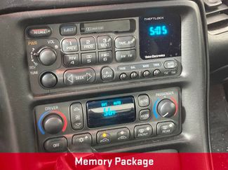 Used 2000 Chevrolet Corvette Coupe w/ Performance Handling Pkg video 2