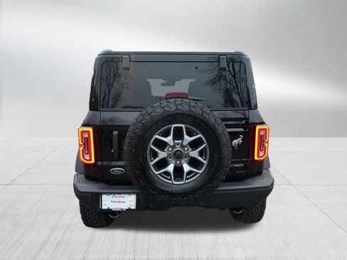Used 2025 Ford Bronco Badlands image 7