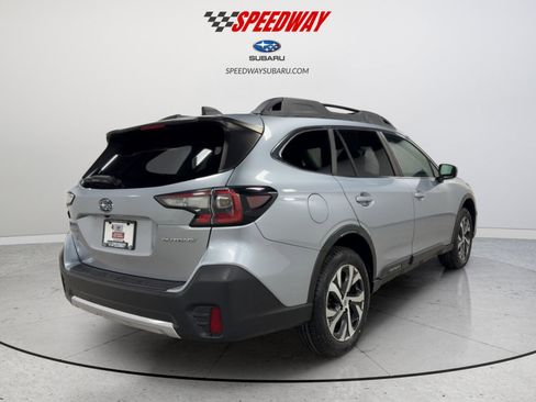 Used 2021 Subaru Outback Limited image 9