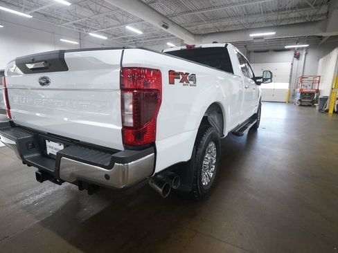 Used 2022 Ford F250 XLT w/ XLT Premium Package AWD/4WD image 13