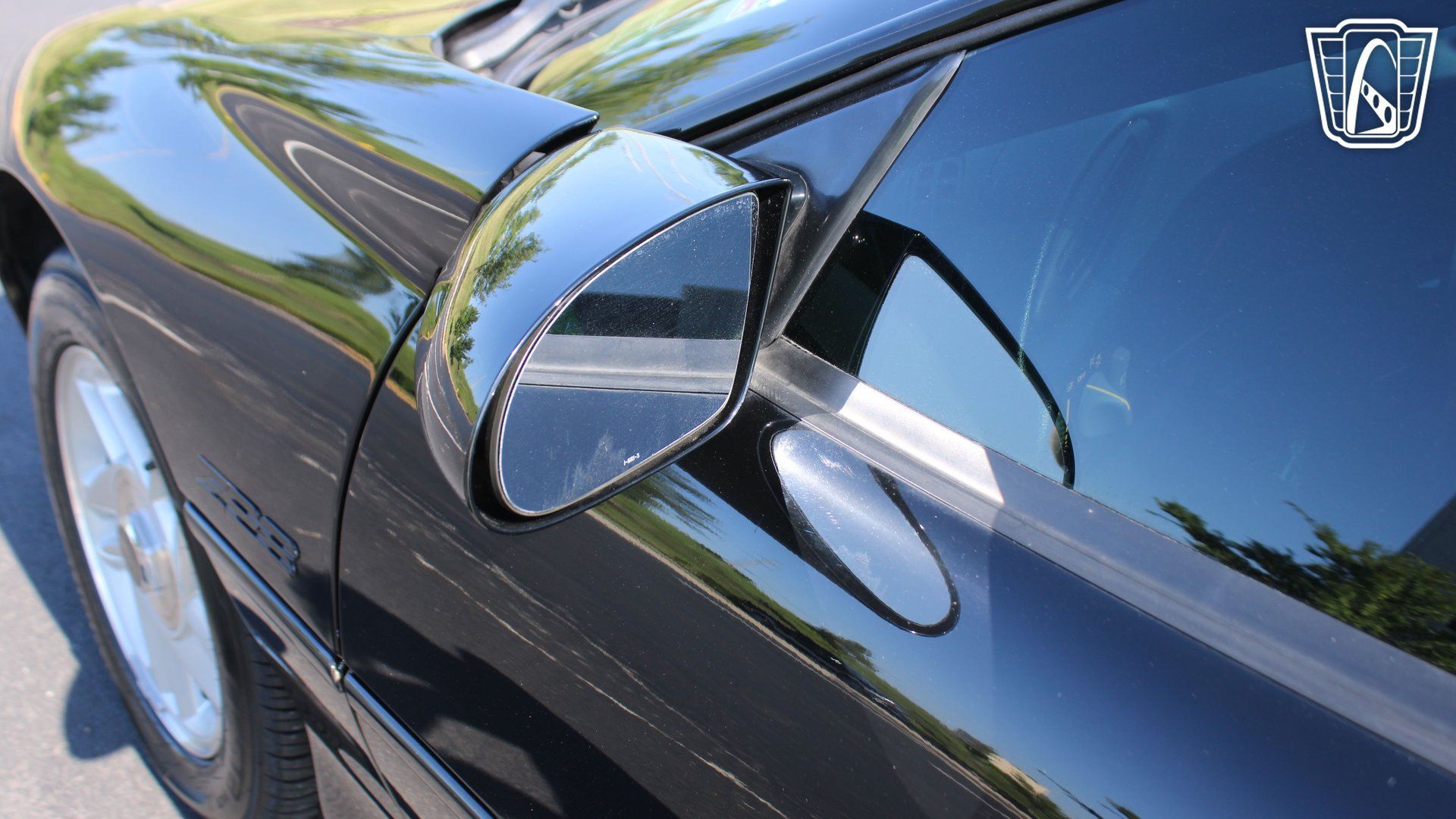 Used 1993 Chevrolet Camaro Z28 RWD image 7