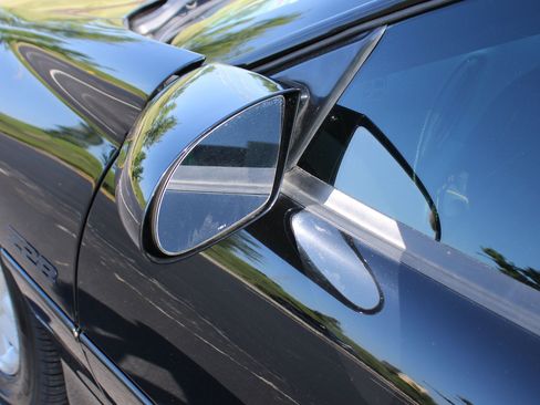 Used 1993 Chevrolet Camaro Z28 RWD image 7
