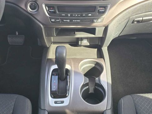 Used 2017 Honda Ridgeline Sport image 13