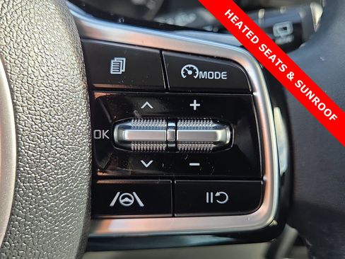 Used 2021 Kia Sorento S w/ Panoramic Sunroof Package image 22