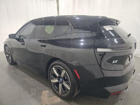 Used 2023 BMW iX xDrive50 w/ Premium Package image 4