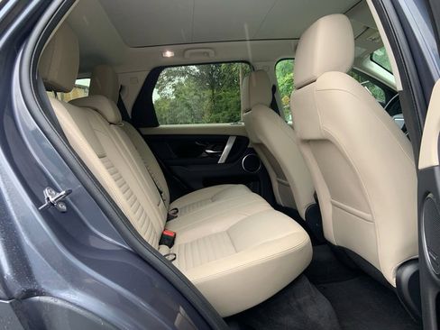 Certified 2025 Land Rover Discovery Sport S image 20