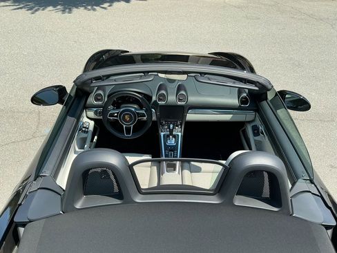Used 2022 Porsche 718 Boxster image 23