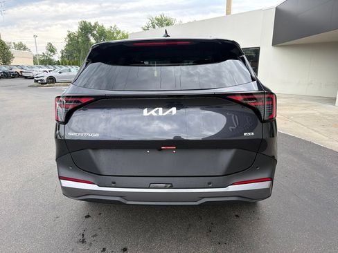 New 2026 Kia Sportage LX AWD/4WD image 9