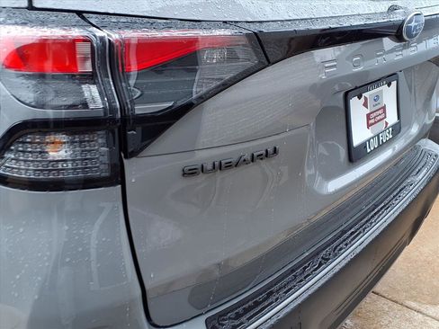 Used 2026 Subaru Forester Premium image 30