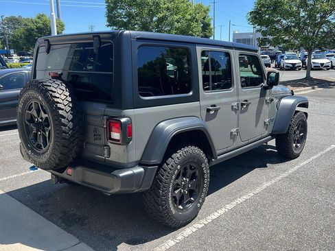 Used 2023 Jeep Wrangler Unlimited w/ Cold Weather Group AWD/4WD image 7
