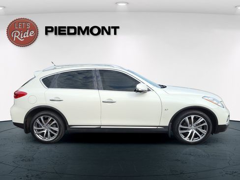 Used 2017 INFINITI QX50 AWD w/ Technology Package image 4