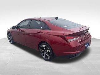 Certified 2023 Hyundai Elantra SEL w/ Convenience Package FWD video 3