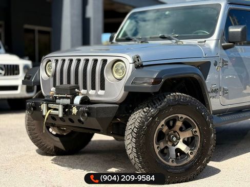 Used 2018 Jeep Wrangler Unlimited Sport S image 2