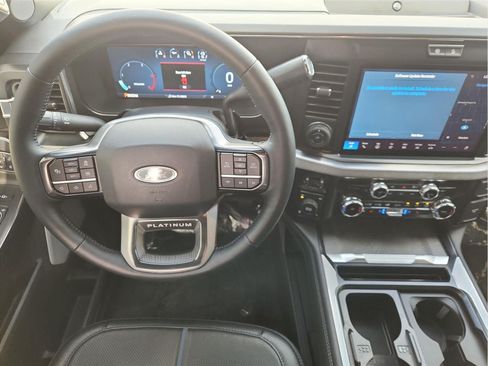 Used 2025 Ford F250 Platinum w/ FX4 Off-Road Package AWD/4WD image 11