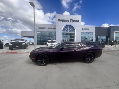 Used 2020 Dodge Challenger SXT w/ Blacktop Package