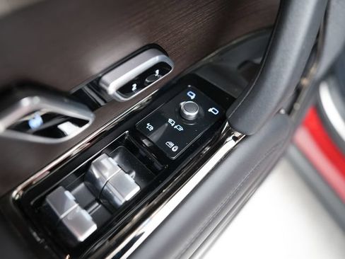 Used 2023 Land Rover Range Rover Sport SE AWD/4WD image 11