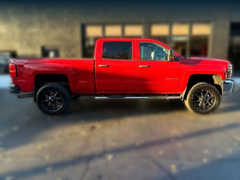 Used 2015 Chevrolet Silverado 2500 LT image 6