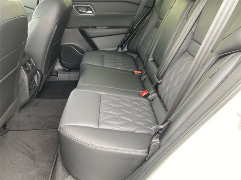 New 2026 Nissan Rogue Platinum w/ Tech Package image 26