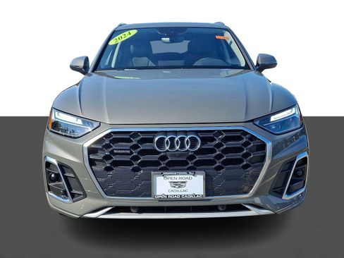 Used 2024 Audi Q5 2.0T Premium Plus w/ Premium Plus Package AWD/4WD image 2