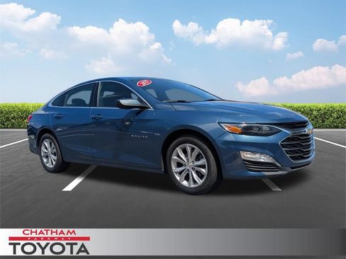 Used 2025 Chevrolet Malibu LT FWD image 1
