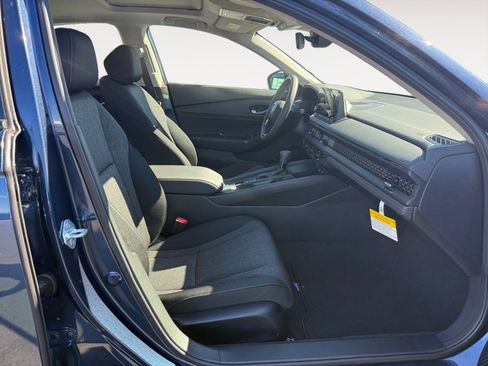 New 2025 Honda Accord SE image 19