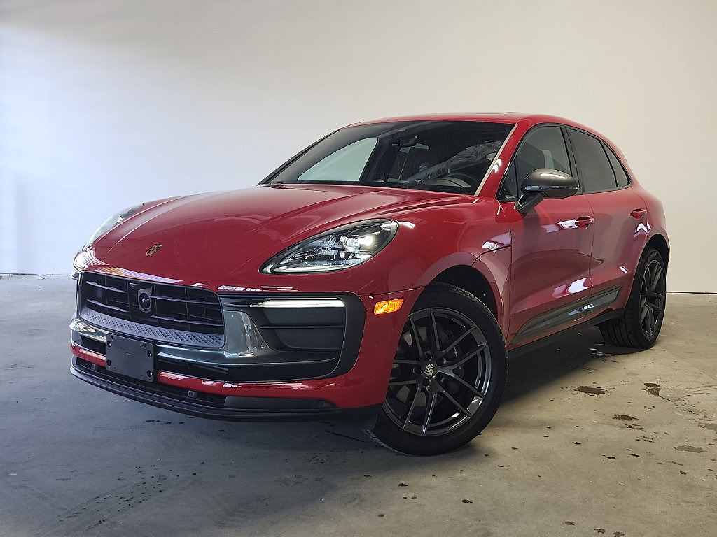 Certified 2026 Porsche Macan Turbo AWD/4WD image 1