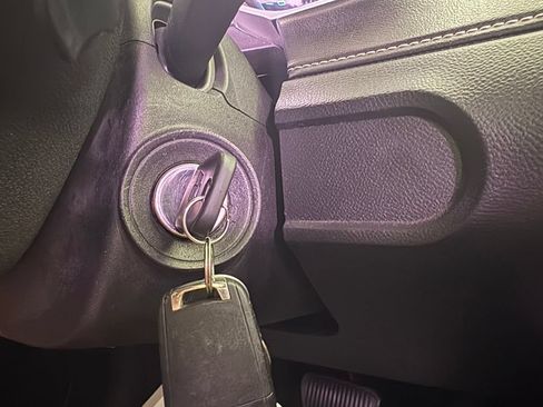 Used 2015 Chevrolet Camaro SS RWD image 28