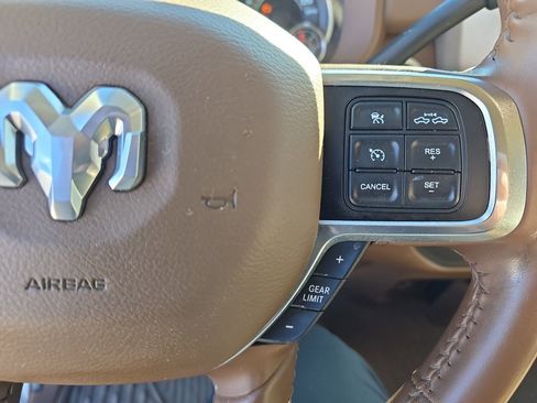 Used 2020 RAM 3500 Laramie image 17