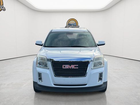 Used 2015 GMC Terrain SLE FWD image 2