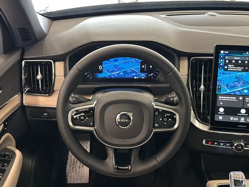 New 2026 Volvo XC90 B5 Core AWD/4WD image 12