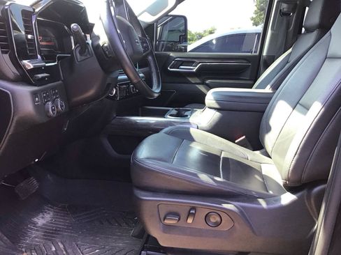 Used 2024 Chevrolet Silverado 2500 LTZ w/ LTZ Plus Package AWD/4WD image 9