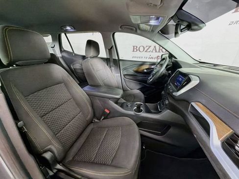 Used 2020 GMC Terrain SLE w/ LPO, Floor Liner Package FWD image 31