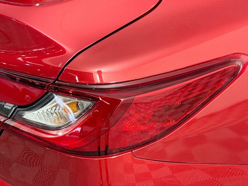 Used 2025 Toyota Camry SE image 57