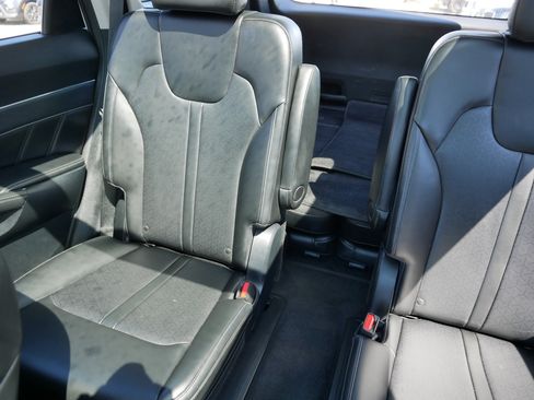 Certified 2023 Kia Sorento SX AWD/4WD image 30