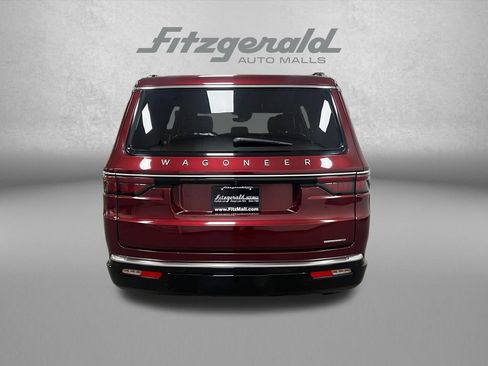 Certified 2022 Jeep Wagoneer Series III RWD image 4
