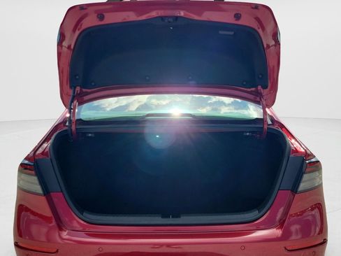 Used 2024 Honda Accord EX-L image 9