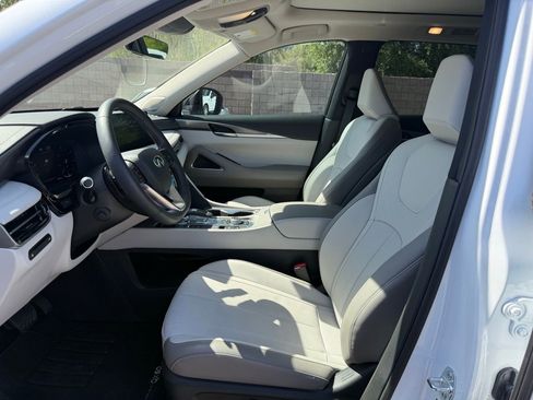 Certified 2026 INFINITI QX60 Luxe w/ Cargo Package image 13