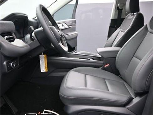 New 2026 Ford Explorer Active w/ Active Comfort Package image 18
