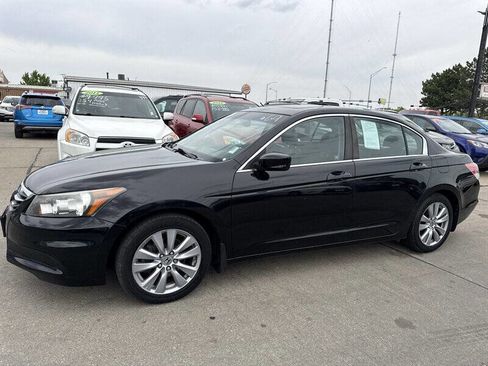 Used 2011 Honda Accord EX-L image 2