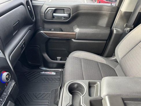 Used 2022 Chevrolet Silverado 1500 RST image 13