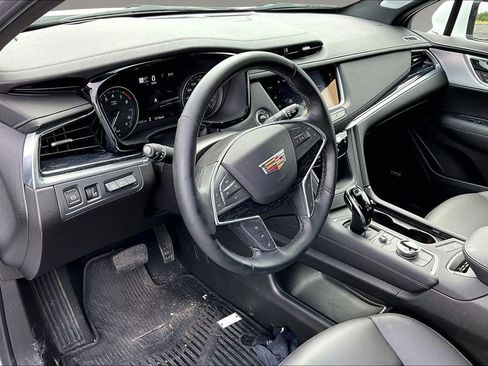 New 2026 Cadillac XT5 Premium Luxury w/ Driver Assist Package FWD image 6